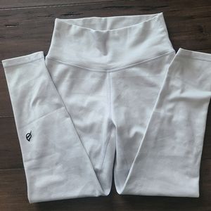 P'tula Stealth White Camo Leggings